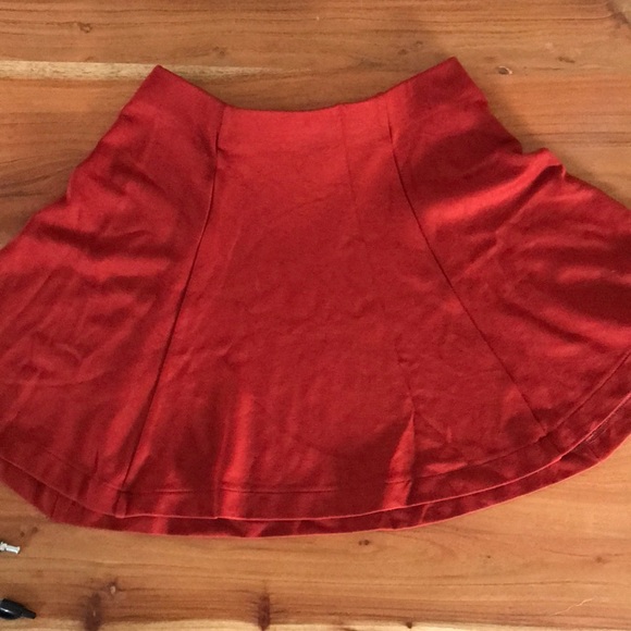 New skater skirt - Picture 4 of 4